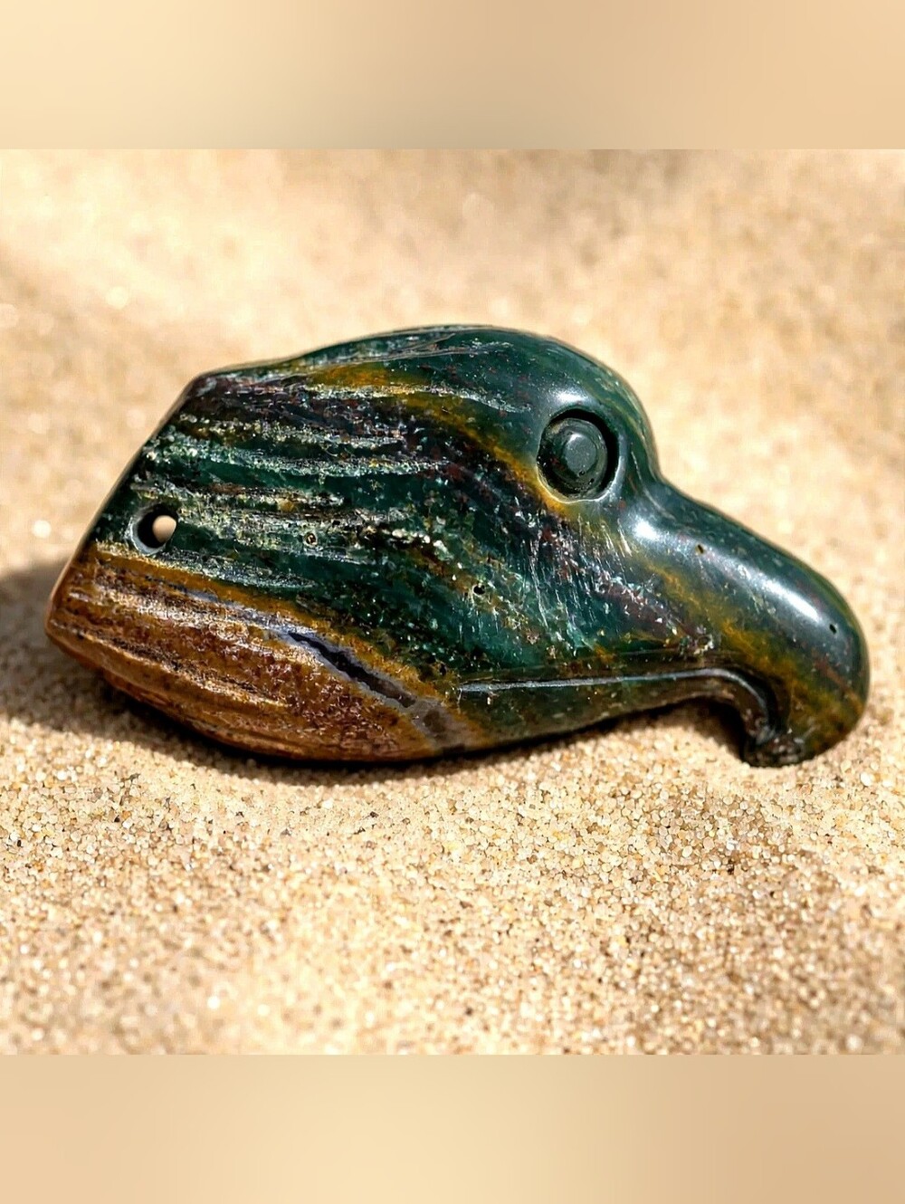 65g Style Carved Green Jasper Bird  Eagle Head Amulet Pendant Figurine 2.5x1"